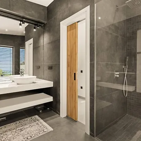 Luxury Avaia With Amazing View Willa *
